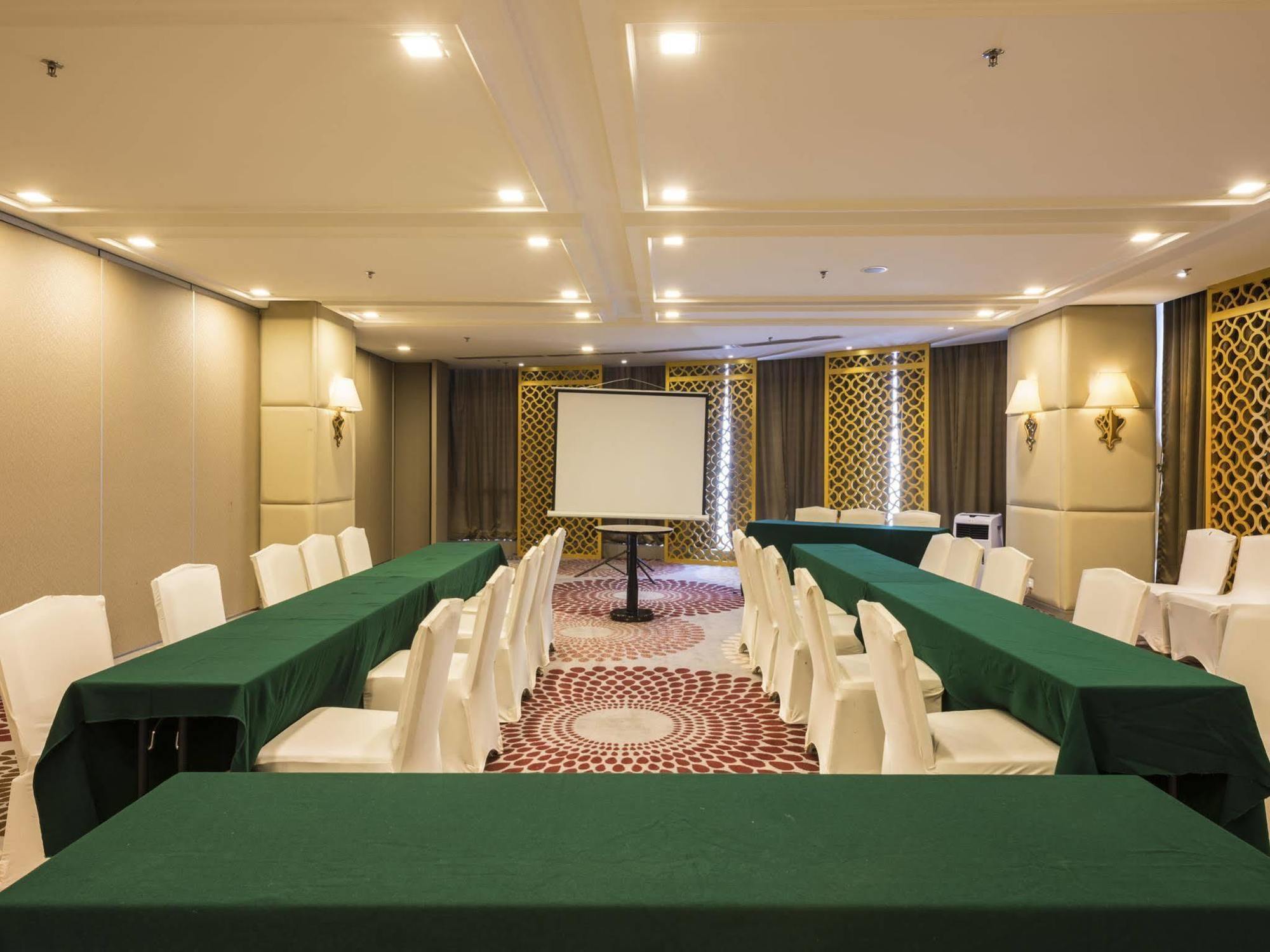 Silka Cheras Hotel 3*
